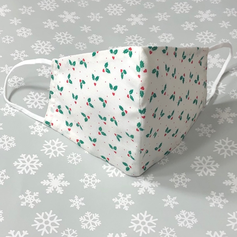 Holly Print Face Mask